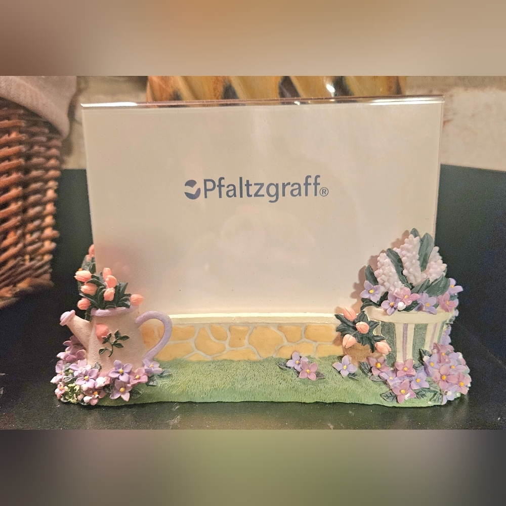 Pfaltzgraff Cottage Garden Picture Frame in Pink and Green: NIB 4x6 Photo